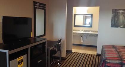 Texan Inn And Suites Tilden