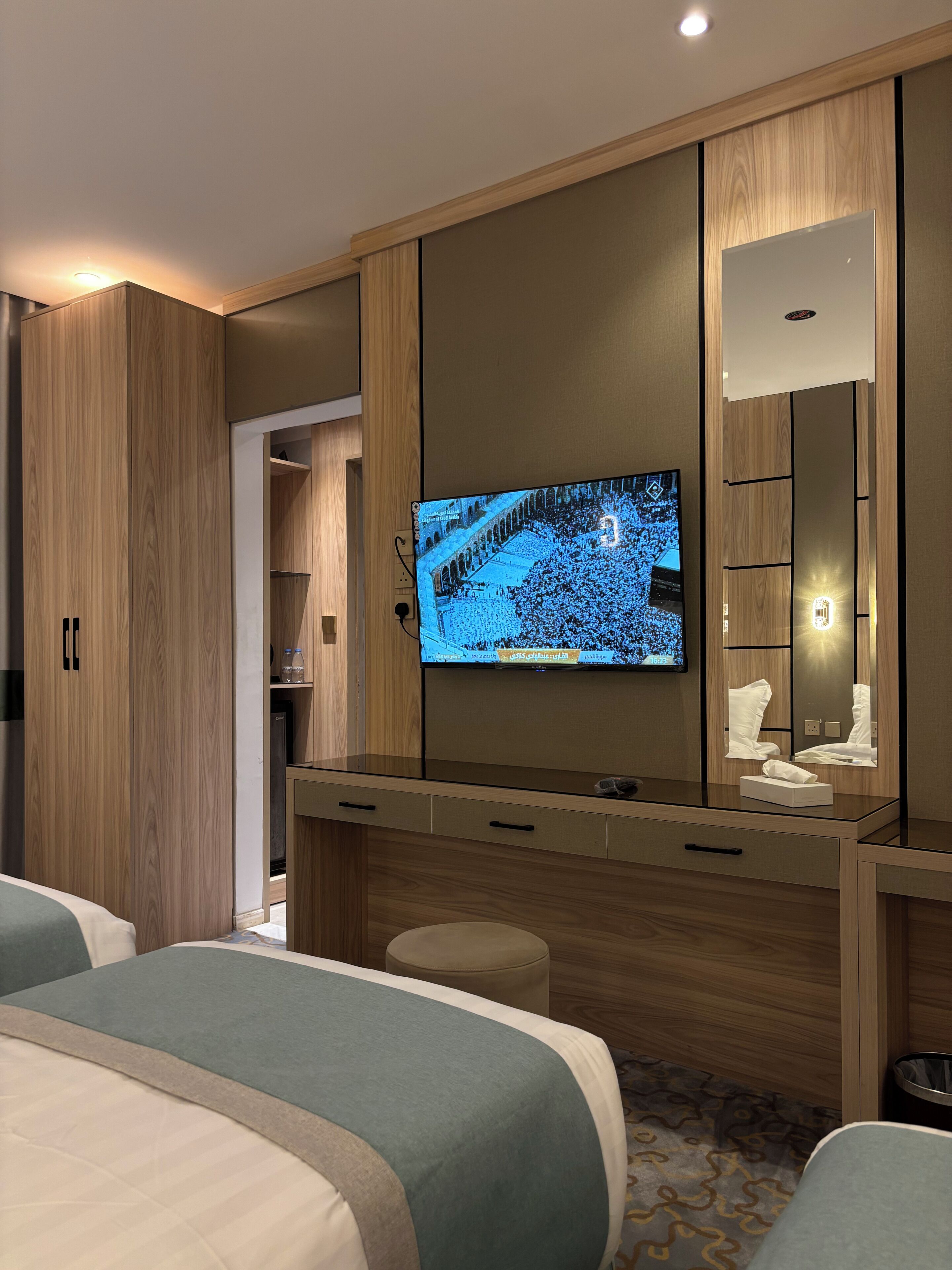 Triple Room | In-room safe, desk, laptop workspace, blackout drapes