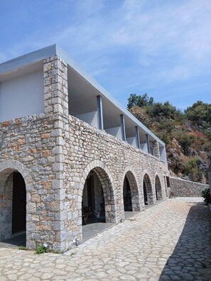 View from property - Lalloudes Hotel Mani (East Mani)