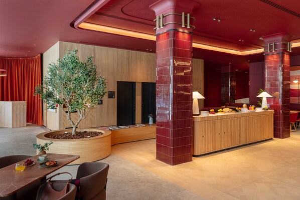 Lobby - Serenay Málaga (Málaga)