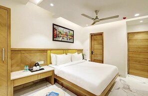 Room - Hotel Paras Delhi Airport (New Delhi)