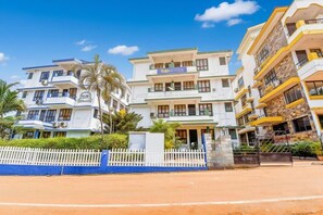 View from property - Fabexpress Alor Holiday Resort (Calangute)