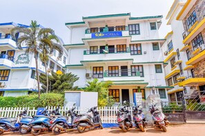 View from property - Fabexpress Alor Holiday Resort (Calangute)
