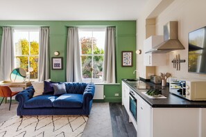 Room - Clifton House - Your Apartment (Bristol)