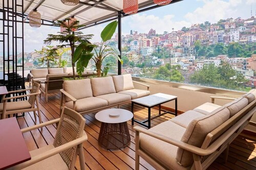 Radisson Serviced Apartments City Center