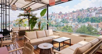 Radisson Serviced Apartments City Center