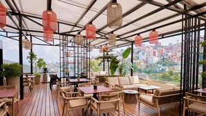 Ảnh chưa phân loại, 4 trong số 82 ảnh, nút