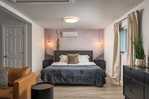 1 bedroom, Internet, bed sheets - Cozy Den - Minutes to Downtown Denver and near Red Rocks (Denver)