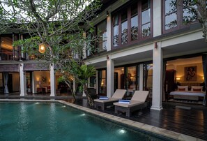 Outdoor pool - Villa Ambiente By Nakula (Jimbaran)