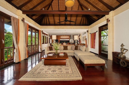 Villa Ambiente By Nakula