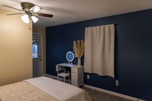 3 bedrooms, free WiFi, bed sheets - Mimosa Bungalow - Mimosa Bungalow (Crane)