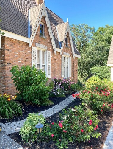 Historical House of 7 Gables.  3-bedroom/ 4 beds,  sleeps up to 8