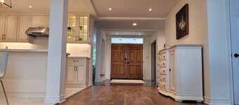 Close to the city with great view to the lake.