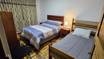 2 slaapkamers, een bureau, gratis wifi, beddengoed