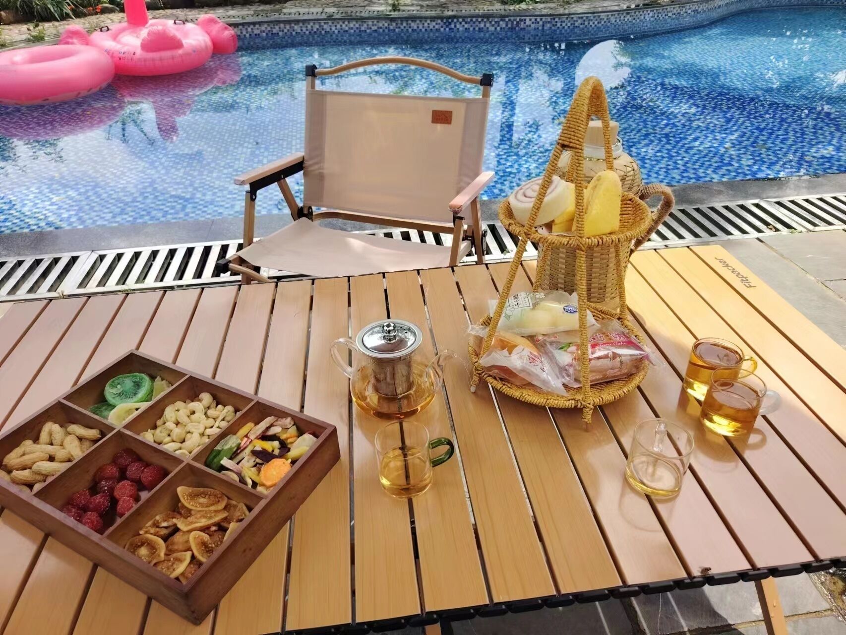 Seasonal outdoor pool