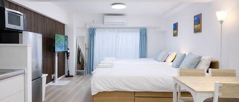 Apartment, Balcony | Blackout drapes, iron/ironing board, free WiFi, bed sheets