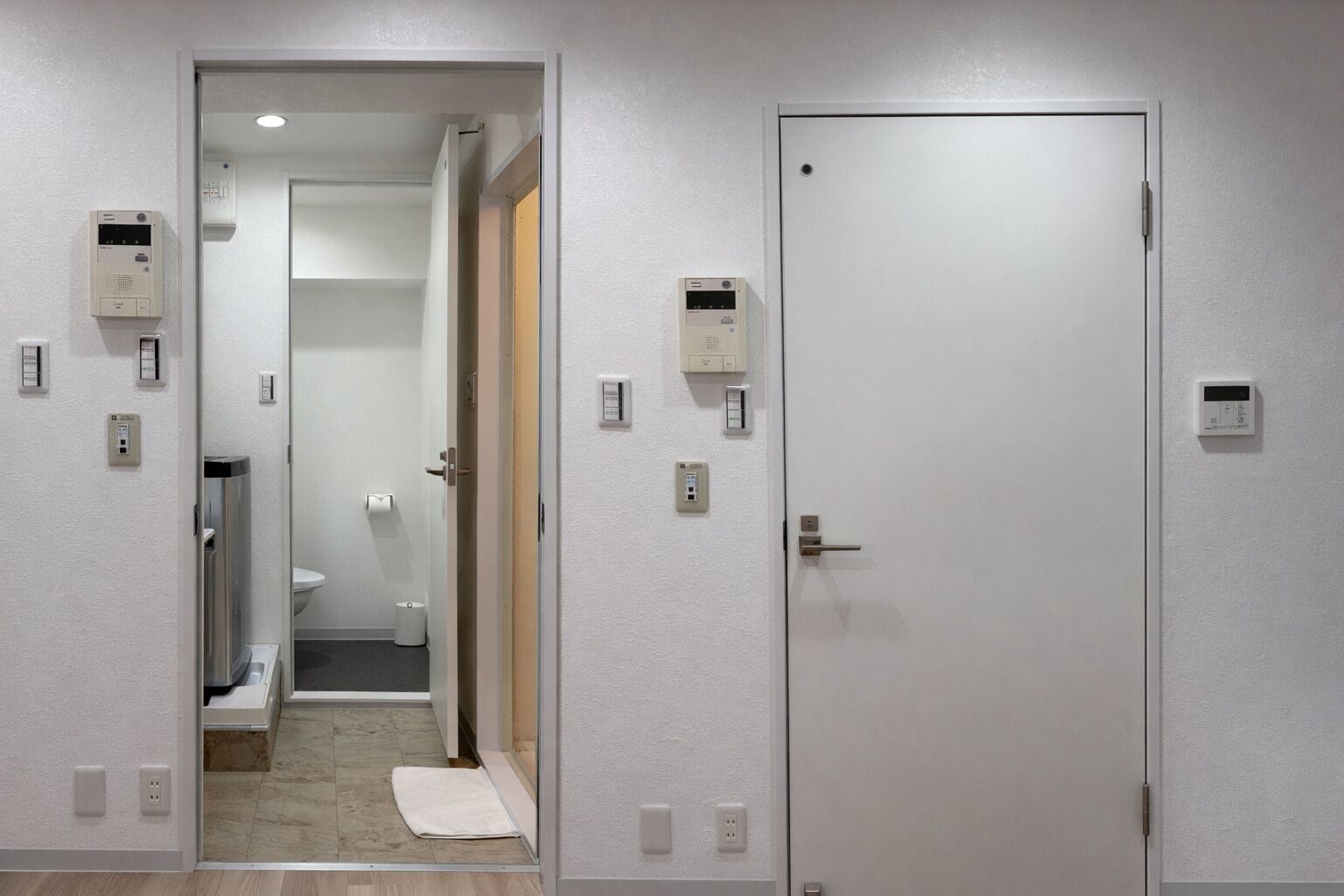 Apartment, Balcony | Blackout drapes, iron/ironing board, free WiFi, bed sheets