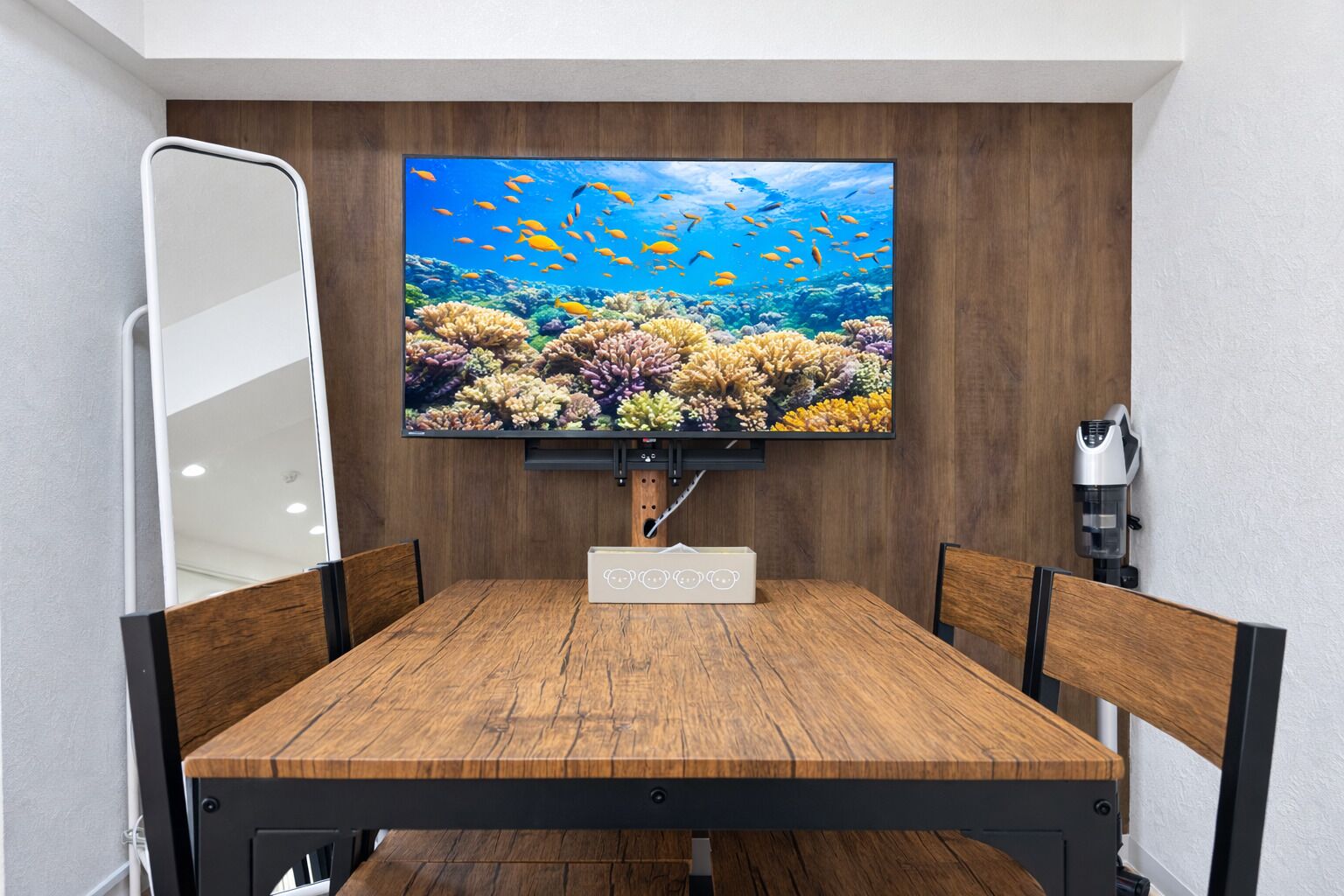 Apartment, 2 Double Beds | In-room dining