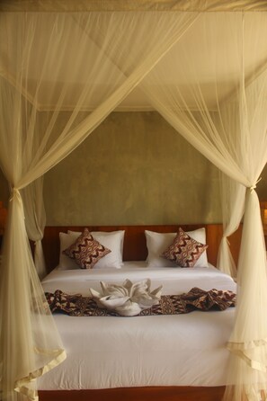 Caja de seguridad en la habitación, escritorio y wifi gratis 