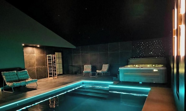 Indoor pool - Ô Temps Suspendu (Merris)