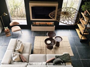 Comfort driepersoonskamer, privézwembad, uitzicht op tuin | Woonruimte