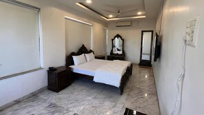 Double Room - Urban Nest (Nagpur)