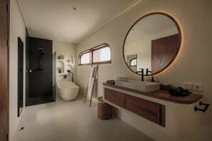 Free toiletries, hair dryer, bathrobes, slippers - Suasana by AYA (Pecatu)