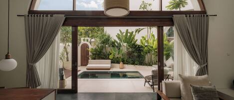 Panoraamahuvila, 3 makuuhuonetta, patio, näköala uima-altaalle | Näkymä huoneesta