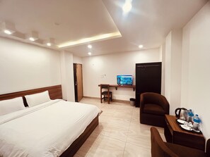 Schreibtisch, kostenloses WLAN