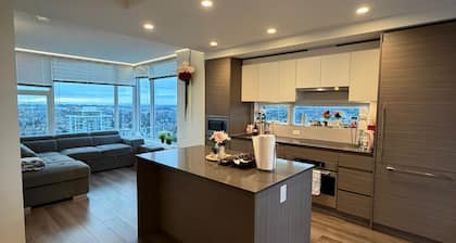New 2 Bedroom Home Near Parks + Transit @skytrain &Plaza