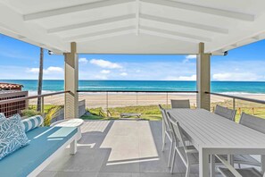Apartment, Beach View | Outdoor dining - Thirty-Nine Albatross - Apartment 8 (Mermaid Beach)