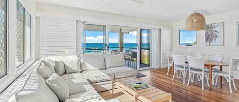 Apartment, Beach View | Living area
