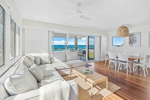 Thirty-Nine Albatross - Apartment 8