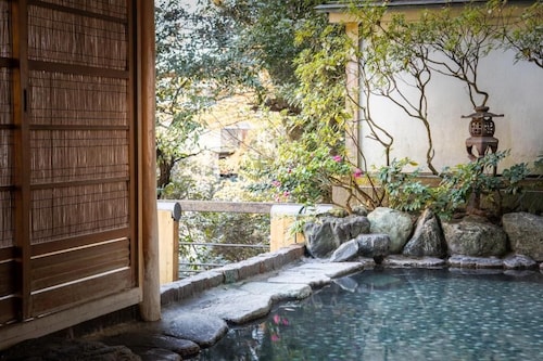 Senkei Plaza