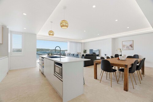 Saltwater - Shared Jetty Access