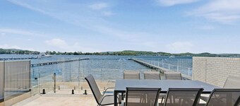 Saltwater - Shared Jetty Access