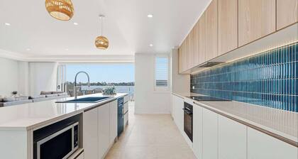 Calmwater by Coast Hosting