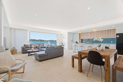 Calmwater - Shared Jetty Access