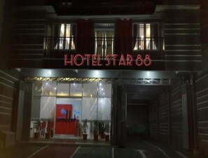 Exterior - Hotel Star 88 (Sleman)