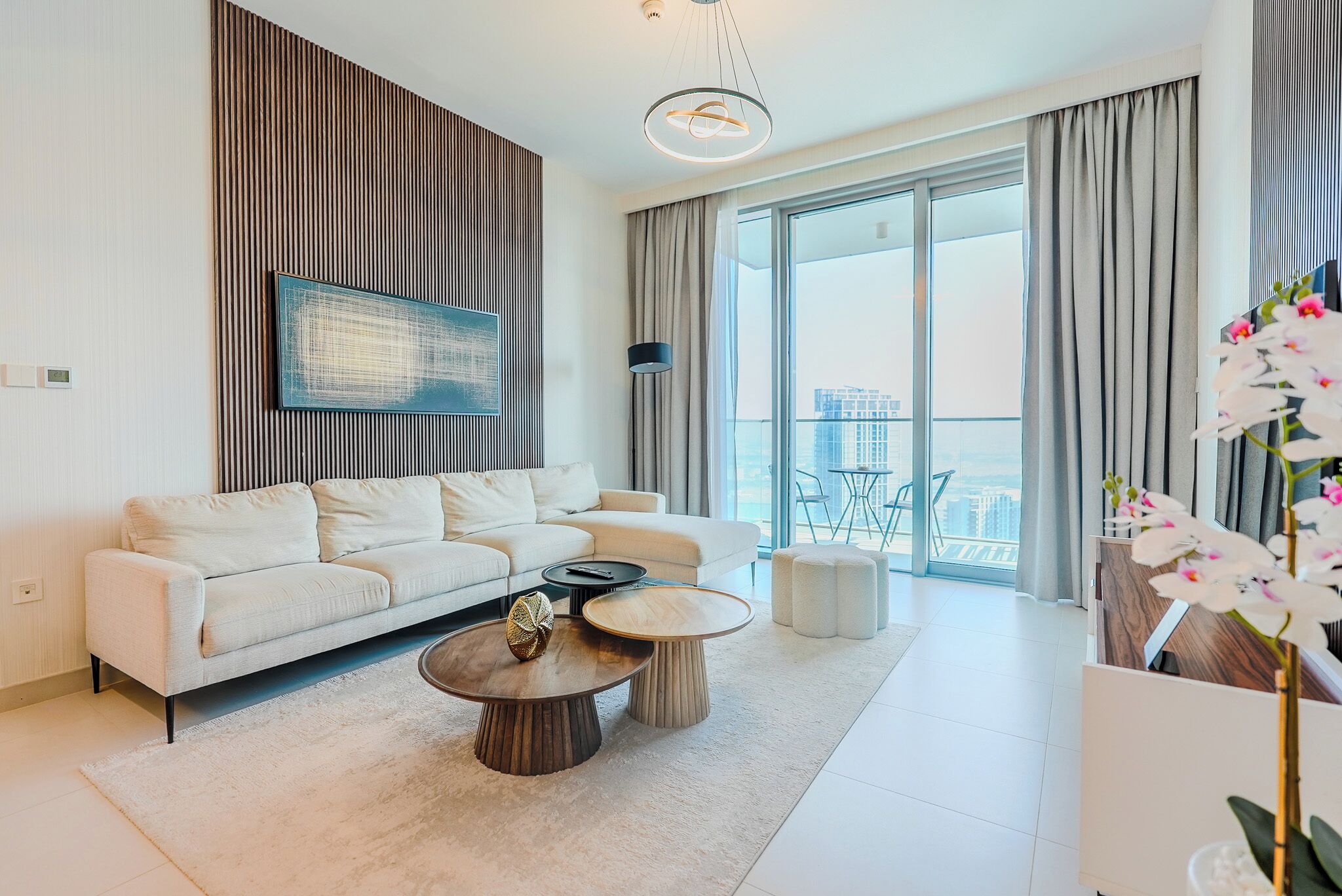 Apartemen Deluks, 1 kamar tidur, balkon, pemandangan laut | Area keluarga | Smart TV 55-inci dengan saluran TV digital