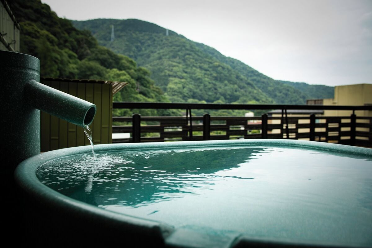 [IZUTSU] - Japanese-Style Two-roomed 46 sqm with Hot spring Open Air Bath, Non smoking | Outdoor spa tub