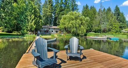 Cozy & Rustic Lakefront Escape for Families