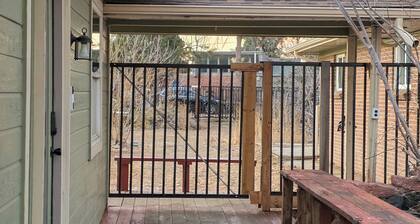 Home Away From Home! Beautiful Private Guest House