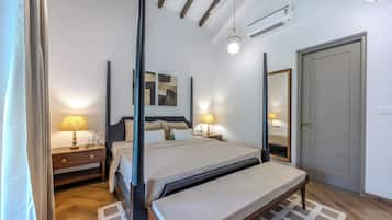 Luxury Villa, Garden View | Free WiFi