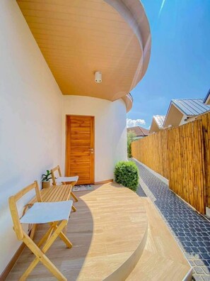 Rabbit 6 (without Bathtub) - Rabbit Villa Bangsaray (Sattahip)