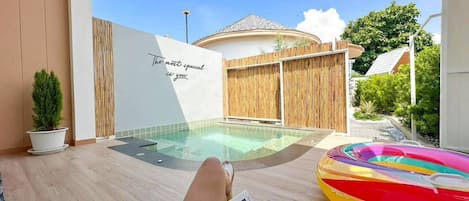 Private Pool 1 | Piscine privée
