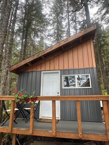  Ellsworth Glacier View Cabin #3 Remote Ocean Front Cabin