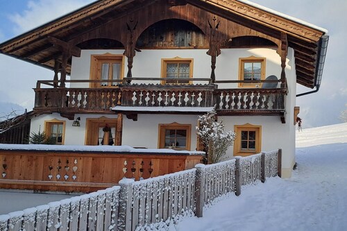 Chalet Anna with terrace and mountain view