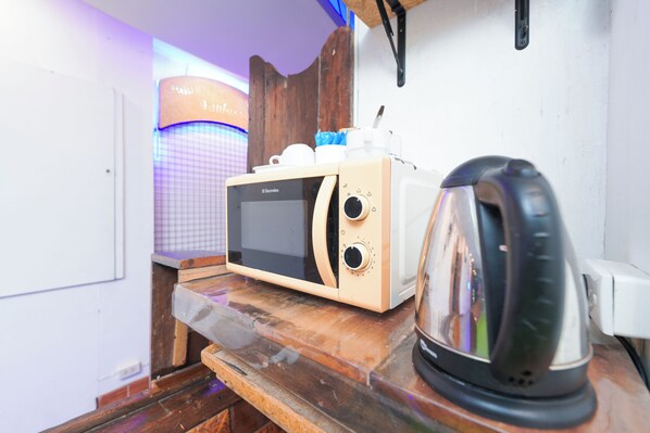 Front of property - Baan Kamala Backpacker (Kamala)