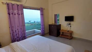 Double Room | Iron/ironing board, free WiFi